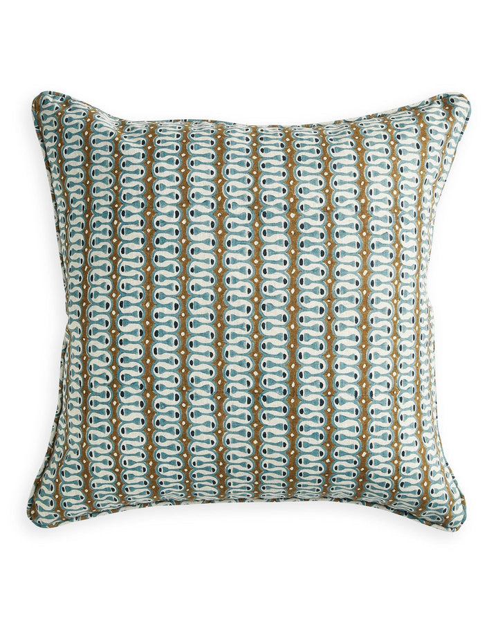 Nefertiti Tobacco Cushion blue, white, black