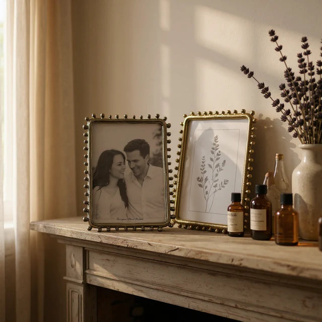 Gold Dotted Edge Picture Frame 4x6