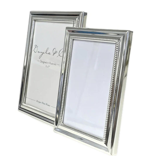 Silver plated picture frame single stud