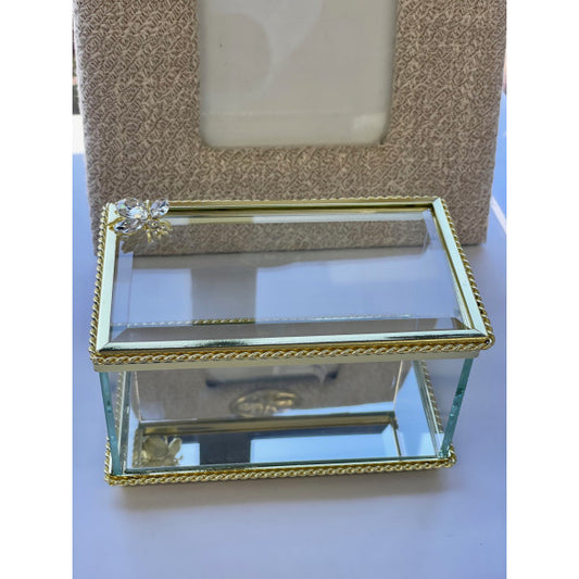 Square Glass Gold Box - with Bee MED